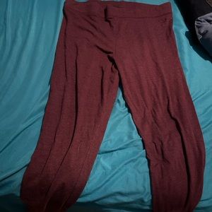 I’m selling leggings